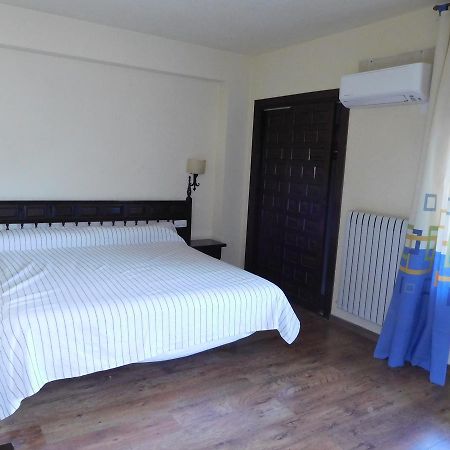 Hotel Restaurante Las Galias Zuera Ngoại thất bức ảnh