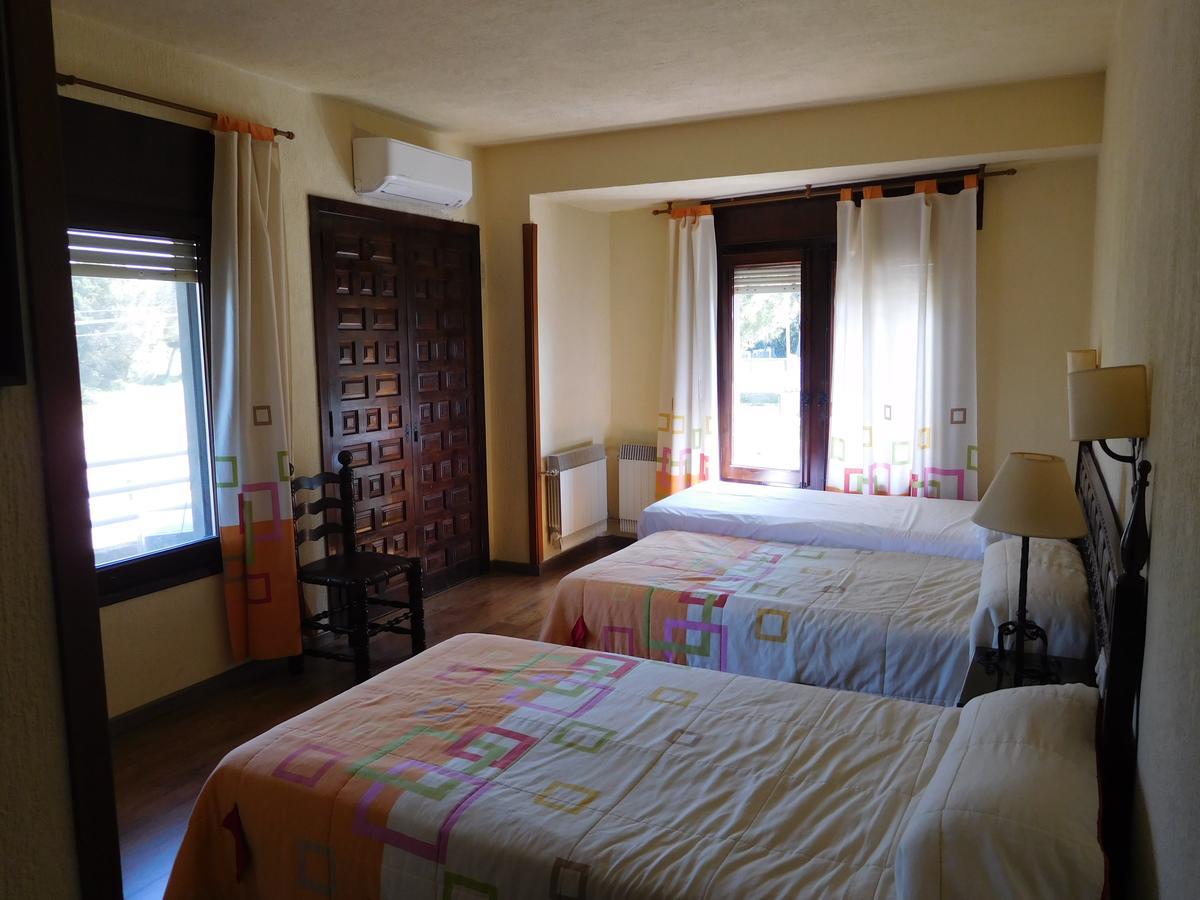 Hotel Restaurante Las Galias Zuera Ngoại thất bức ảnh