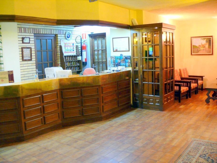 Hotel Restaurante Las Galias Zuera Ngoại thất bức ảnh